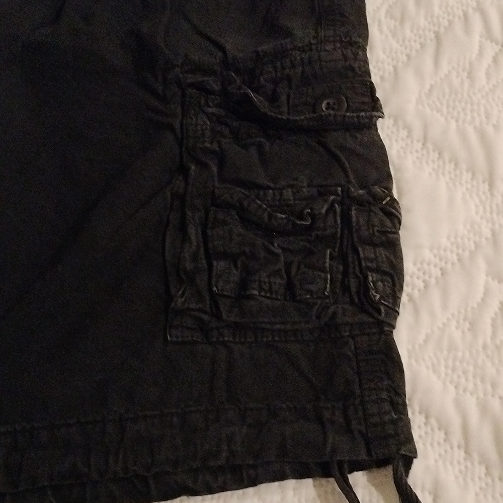 ⚜️ Smoke Rise Cargo Shorts - Picture 7 of 13